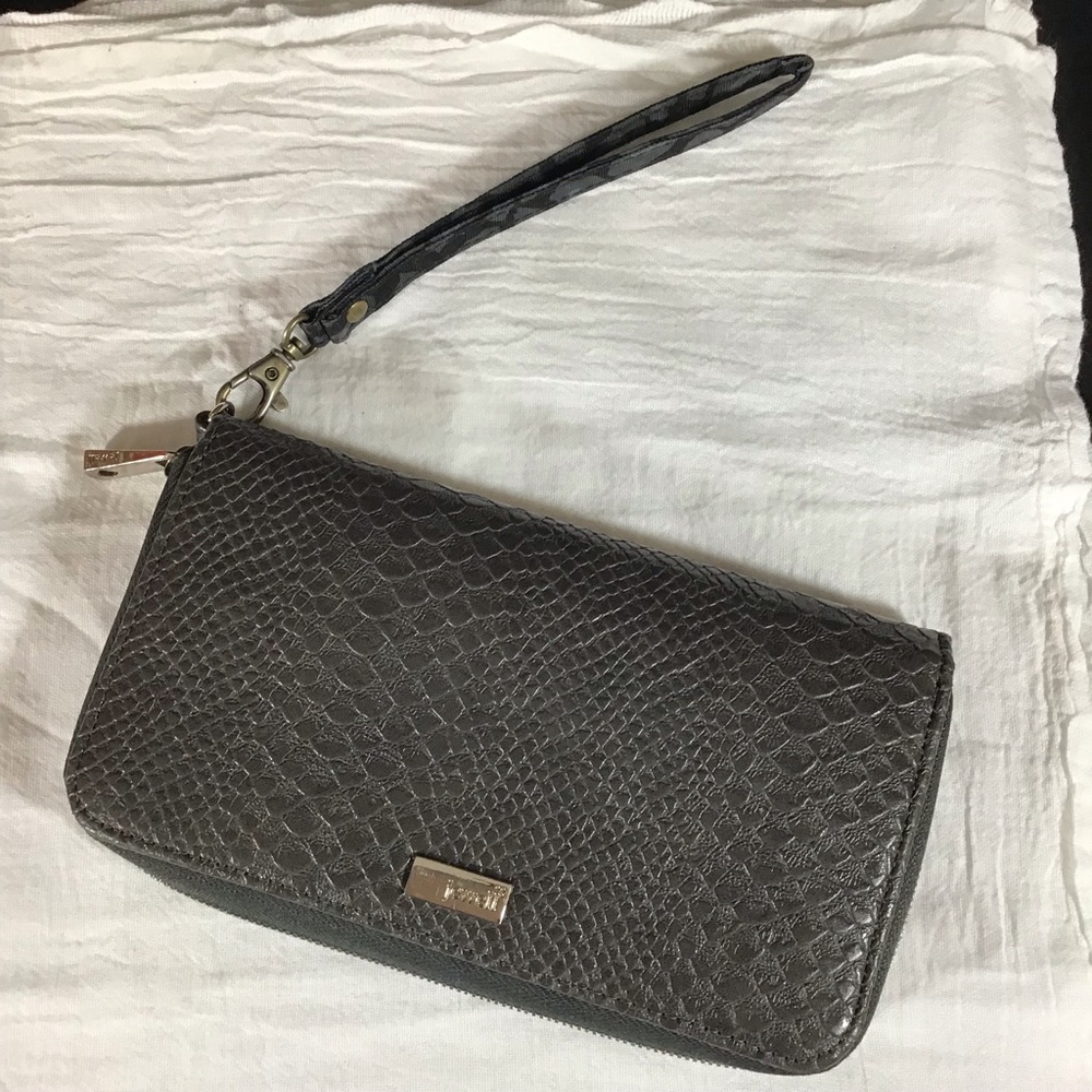 Thirty one jewel Wallet with wristlet